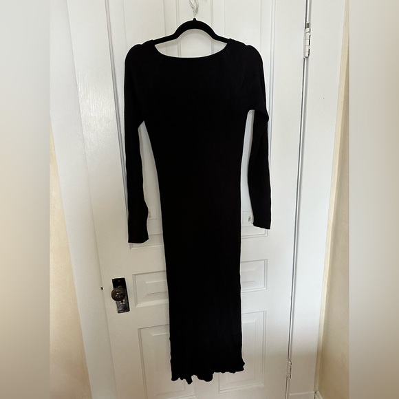Dynamite Low Back Midi Dress Black - Picture 3 of 3